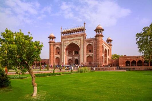 Heritage Walk Tour with Taj Mahal